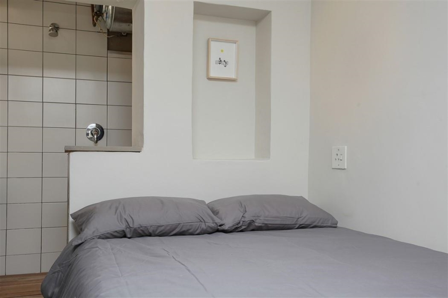 To Let 1 Bedroom Property for Rent in Vredehoek Western Cape